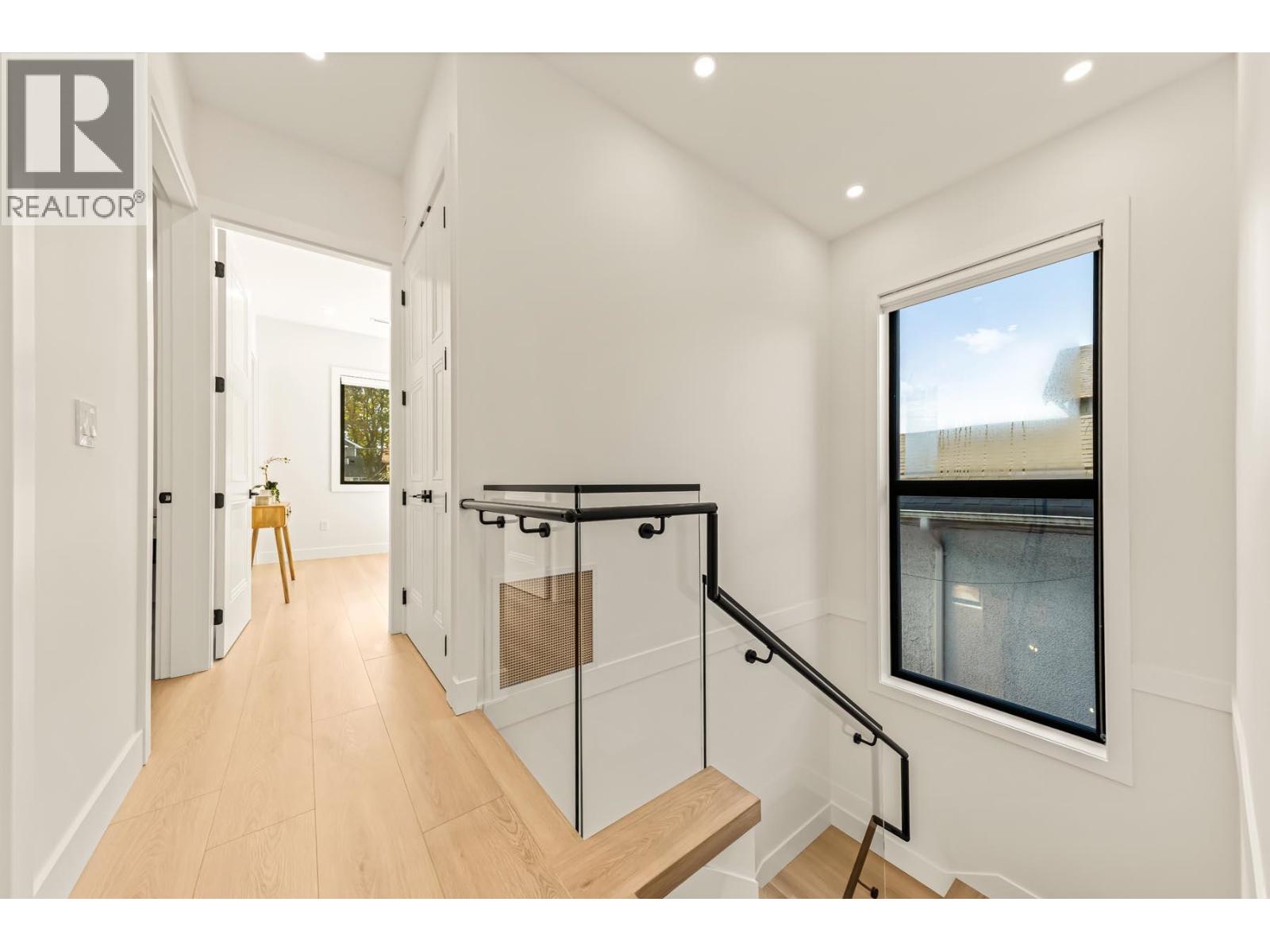 3 Bed, 3 Bath House for Sale in Vancouver – 2 2686 MCGILL STREET, Vancouver – MLS# R3177819 - Image 13