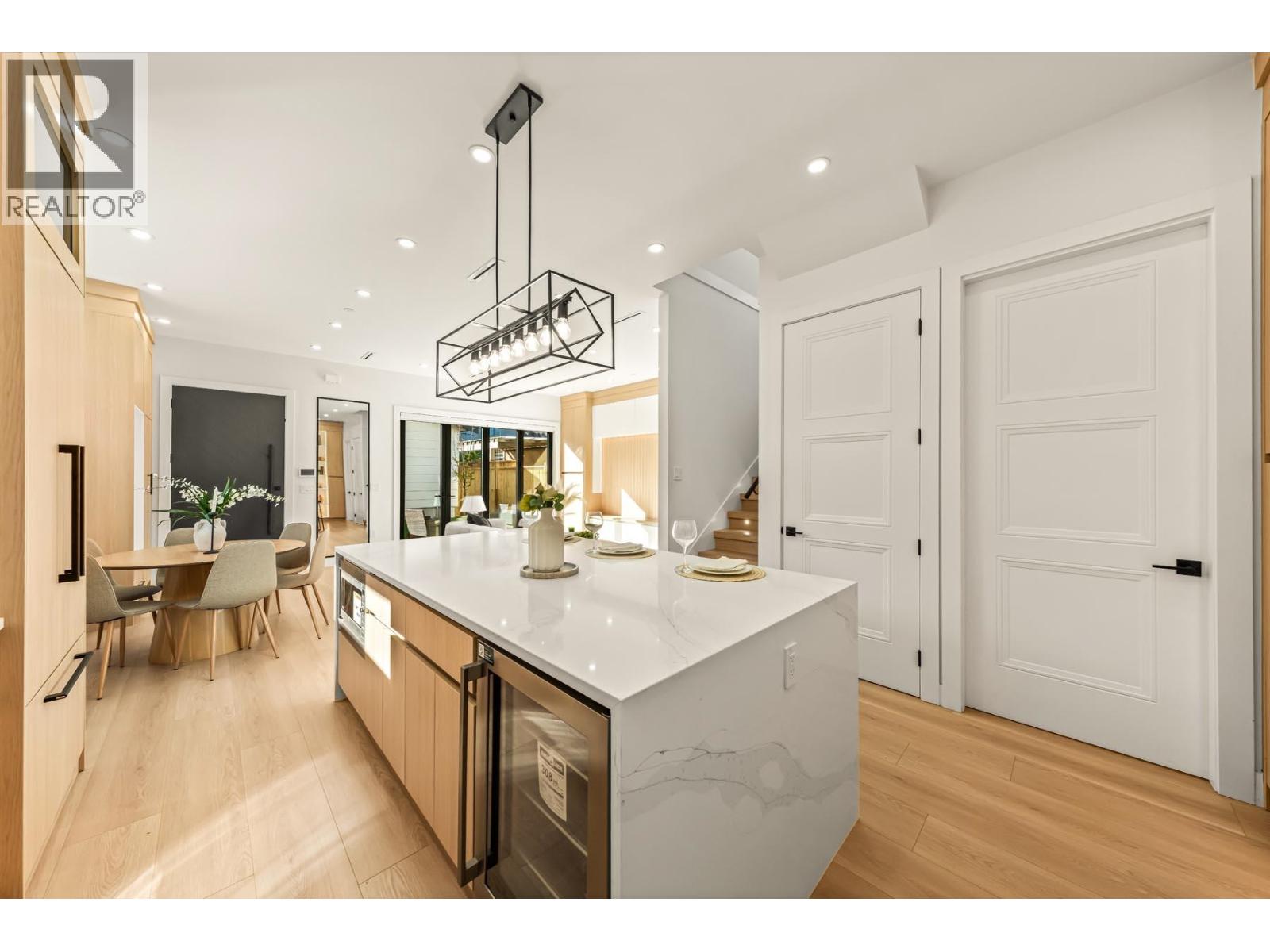 3 Bed, 3 Bath House for Sale in Vancouver – 2 2686 MCGILL STREET, Vancouver – MLS# R3177819 - Image 17