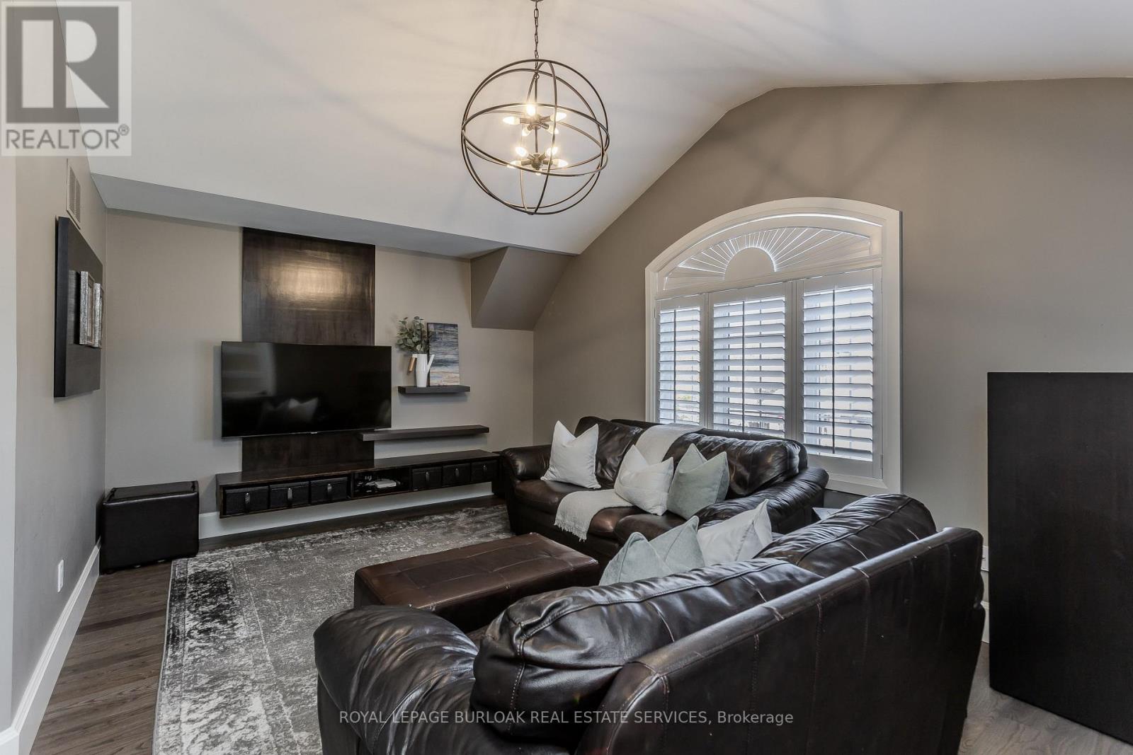 2248 Elmside Crescent, Burlington, ON photo 17