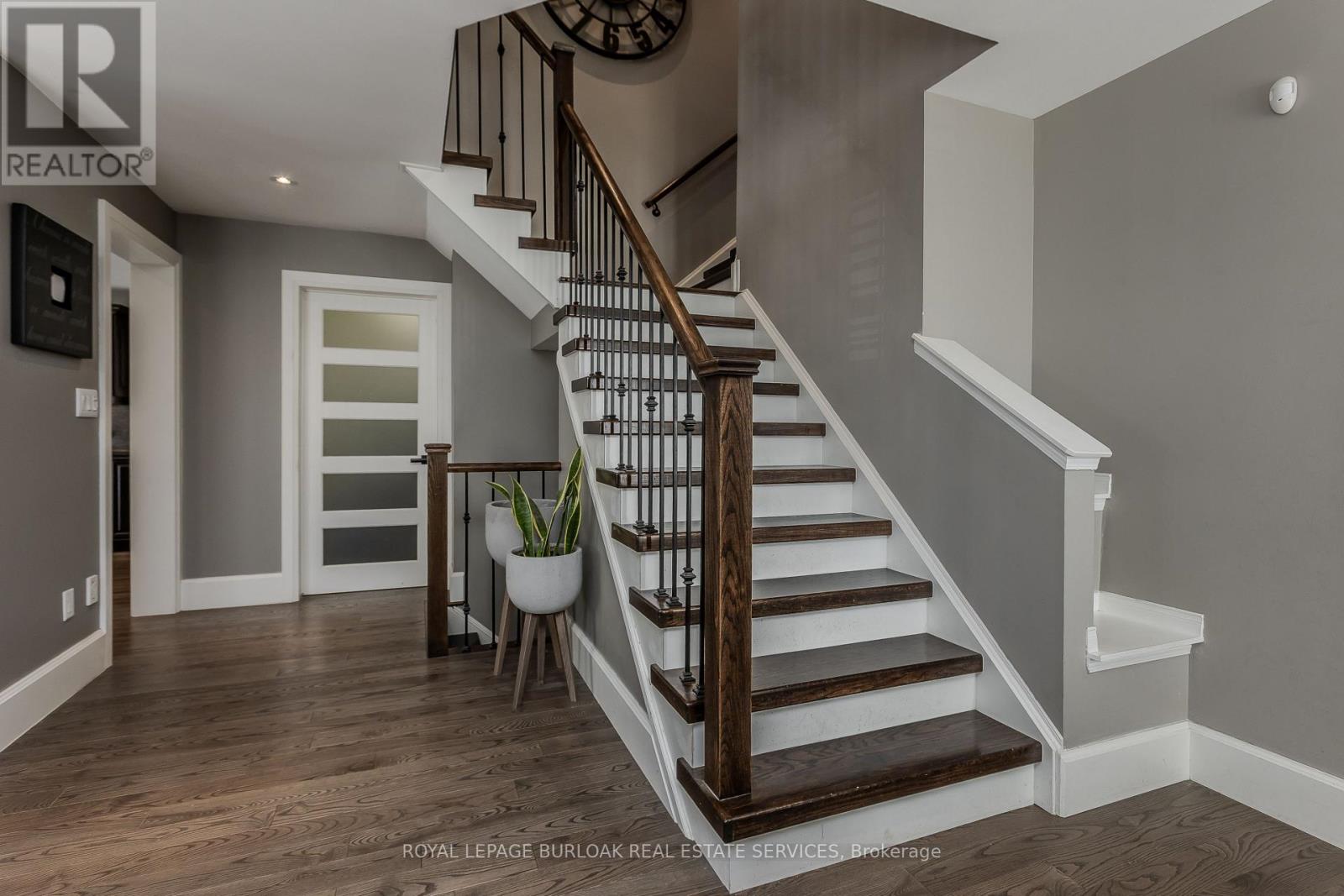 2248 Elmside Crescent, Burlington, ON photo 19