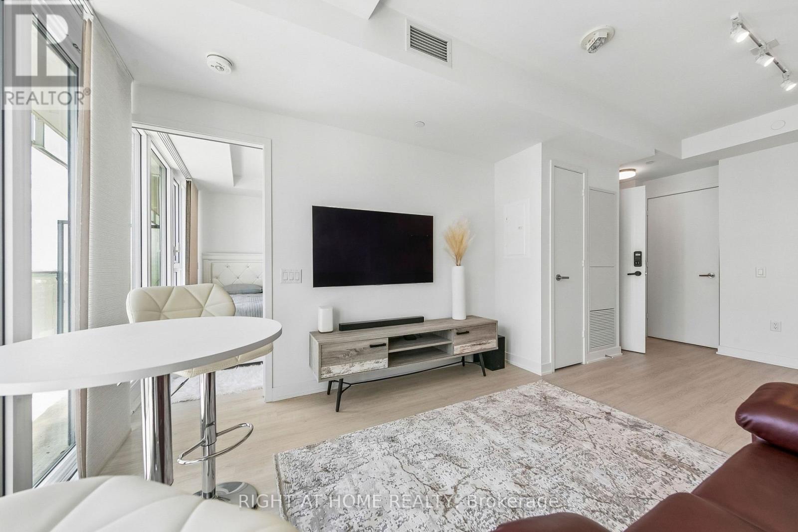 1405- 3883 Quartz Road, Mississauga, ON photo 6