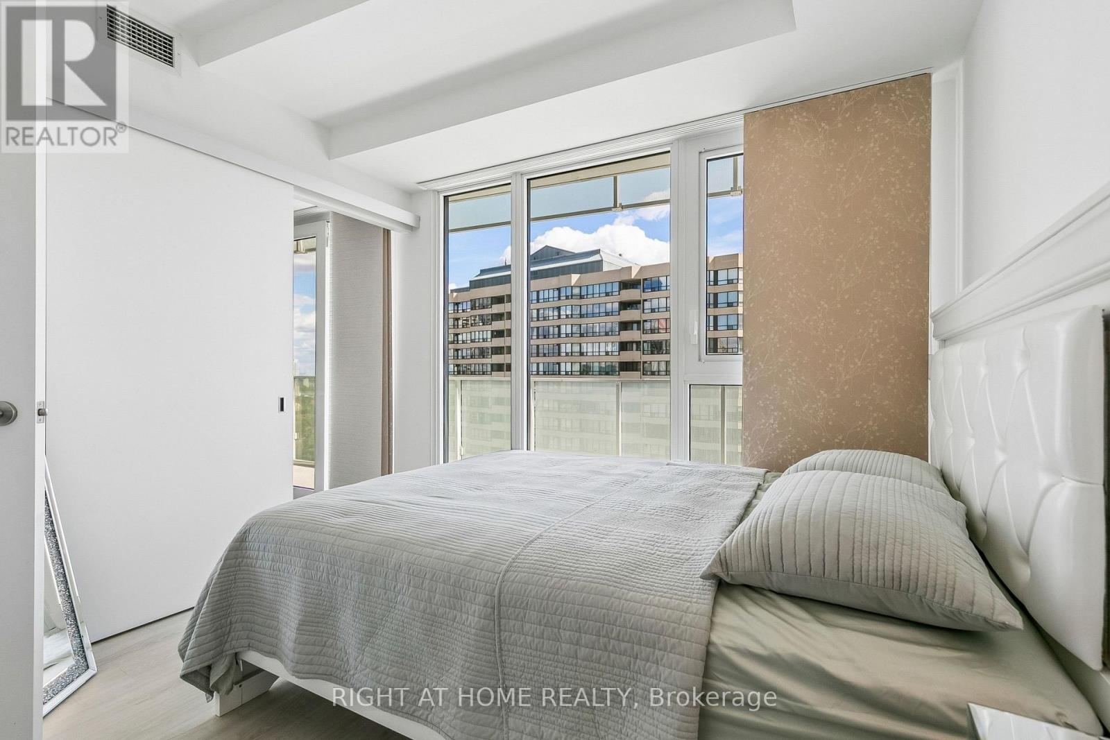 1405- 3883 Quartz Road, Mississauga, ON photo 8