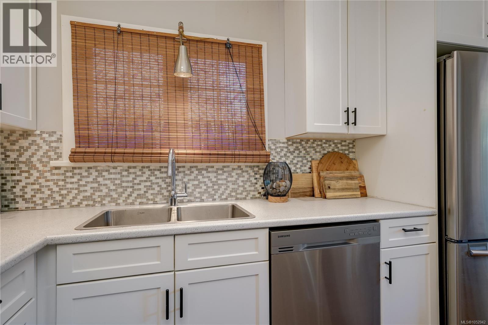  2043 Saseenos Road, Sooke