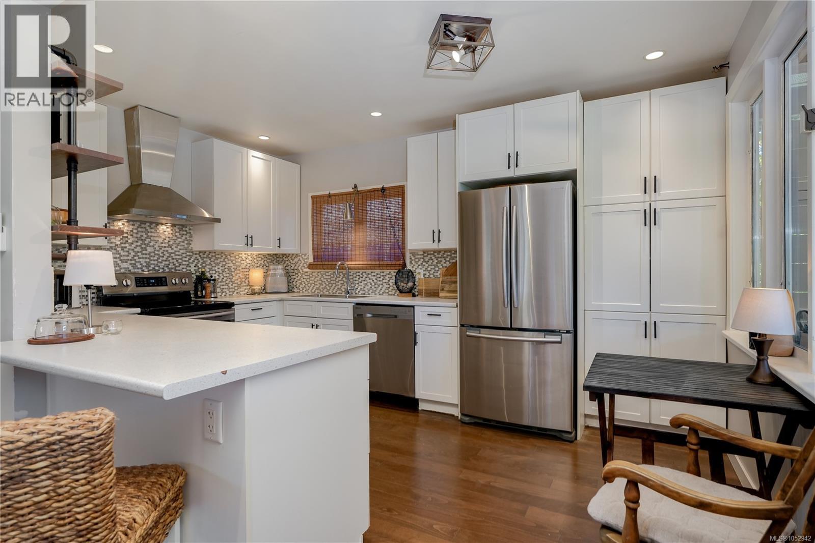  2043 Saseenos Road, Sooke