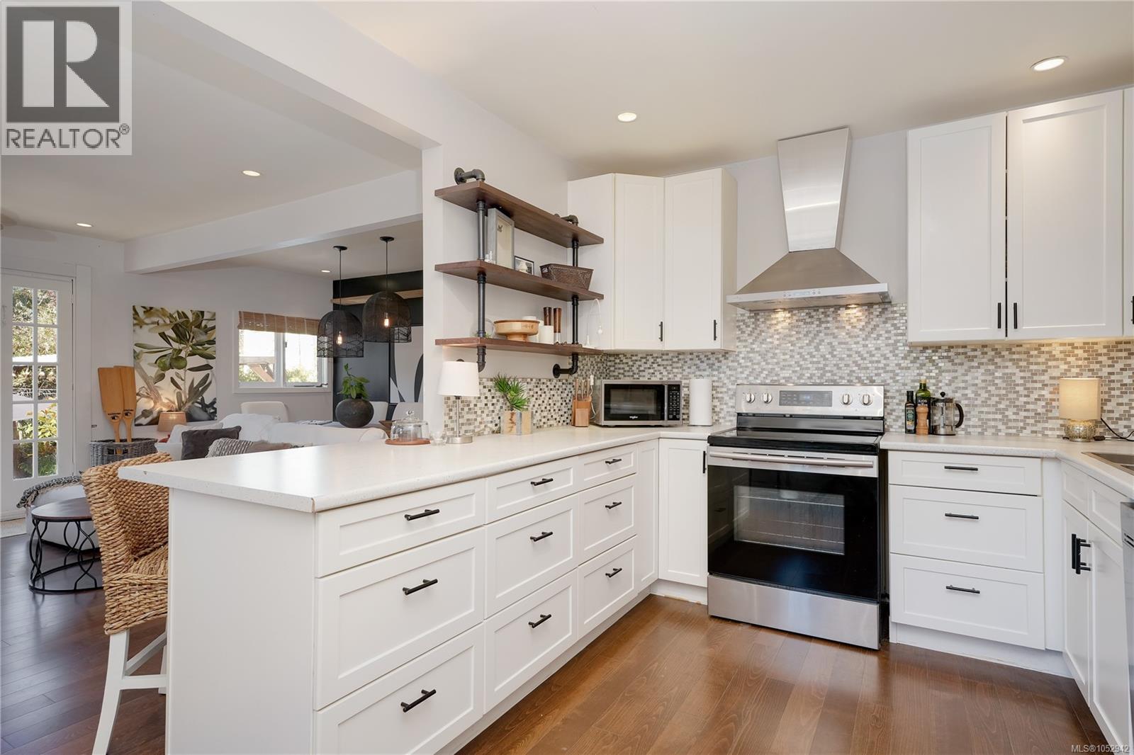  2043 Saseenos Road, Sooke