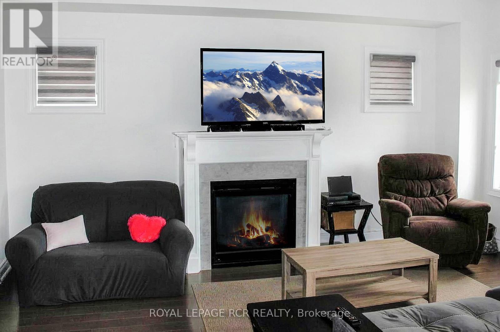 107 Werry Avenue, Southgate, ON photo 4