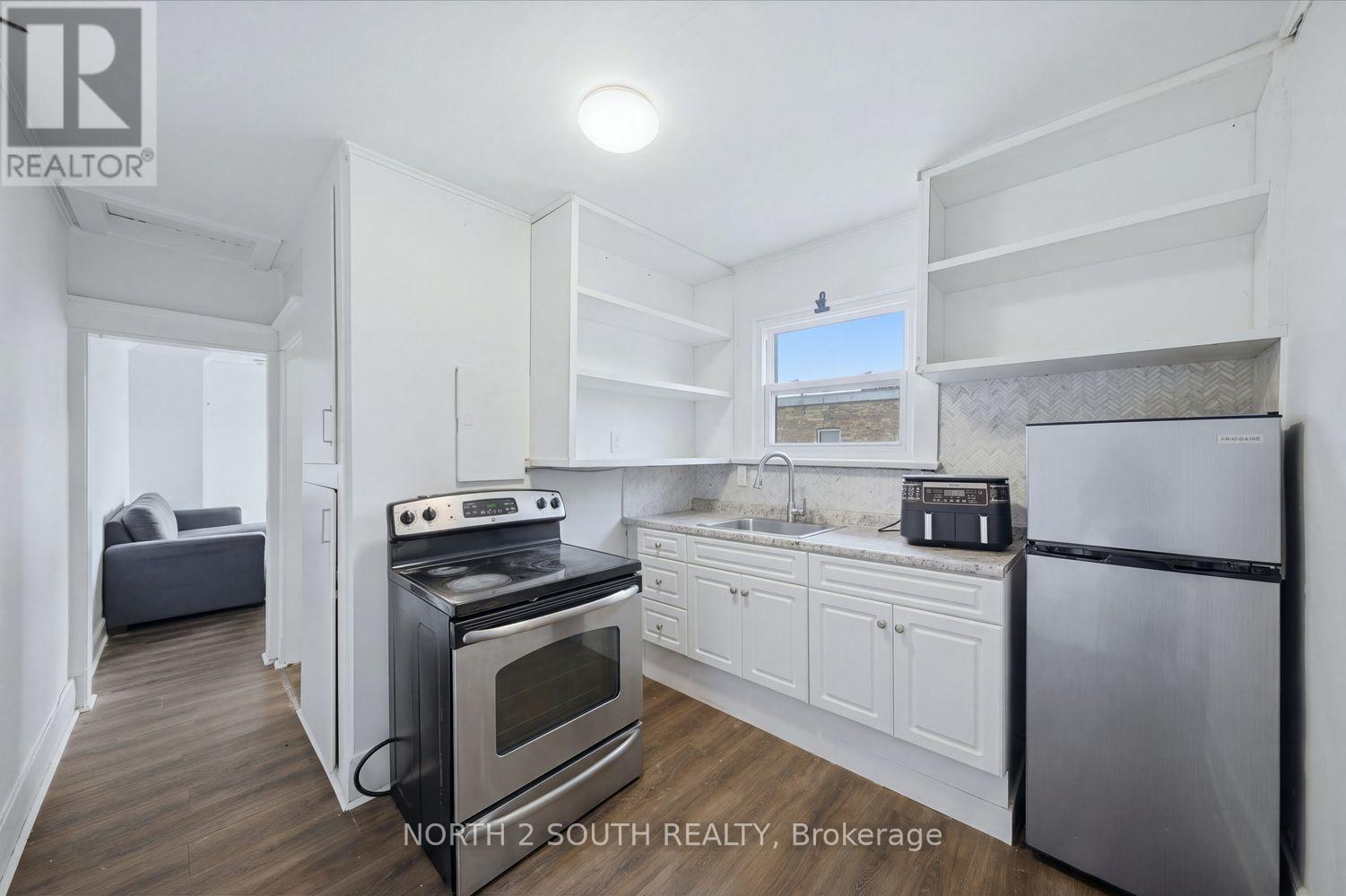 880 Dundas Street East, London East, ON photo 25
