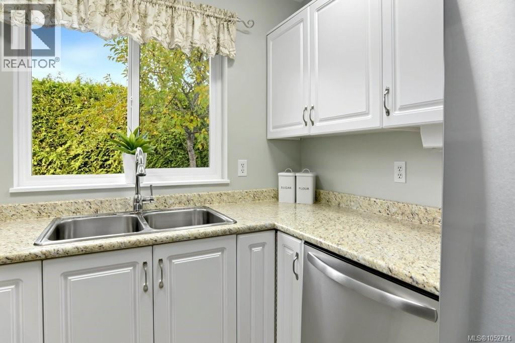 64 120 Finholm St, Parksville - Image 1