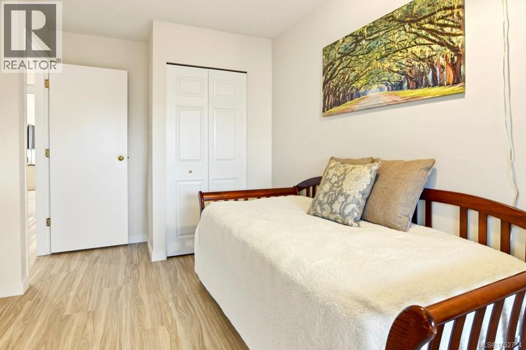 64 120 Finholm St, Parksville - Image 1