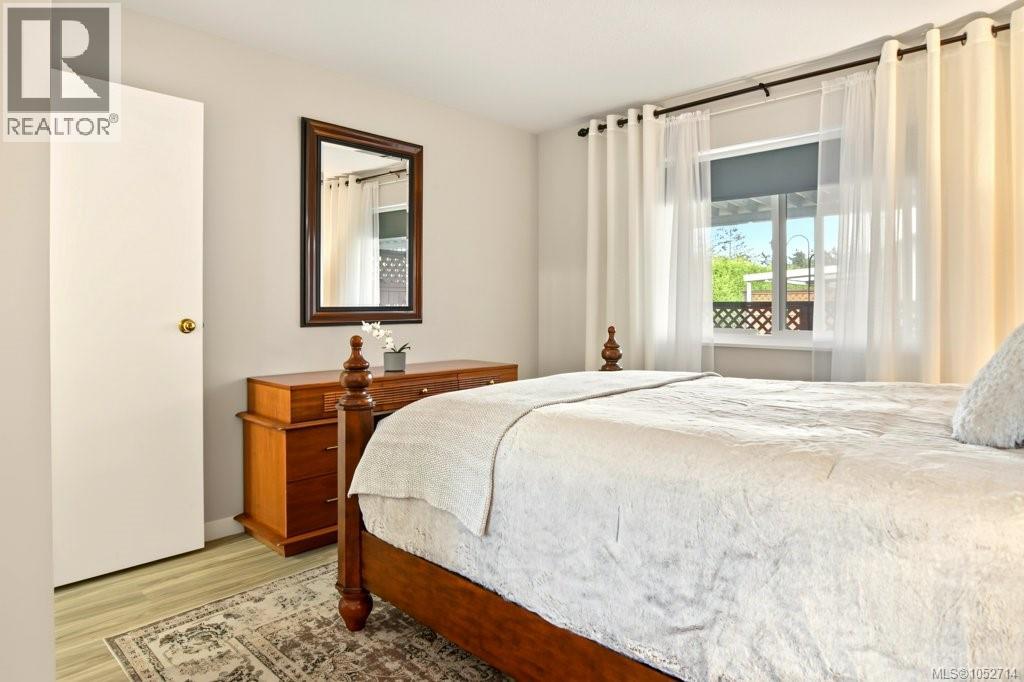64 120 Finholm St, Parksville - Image 1