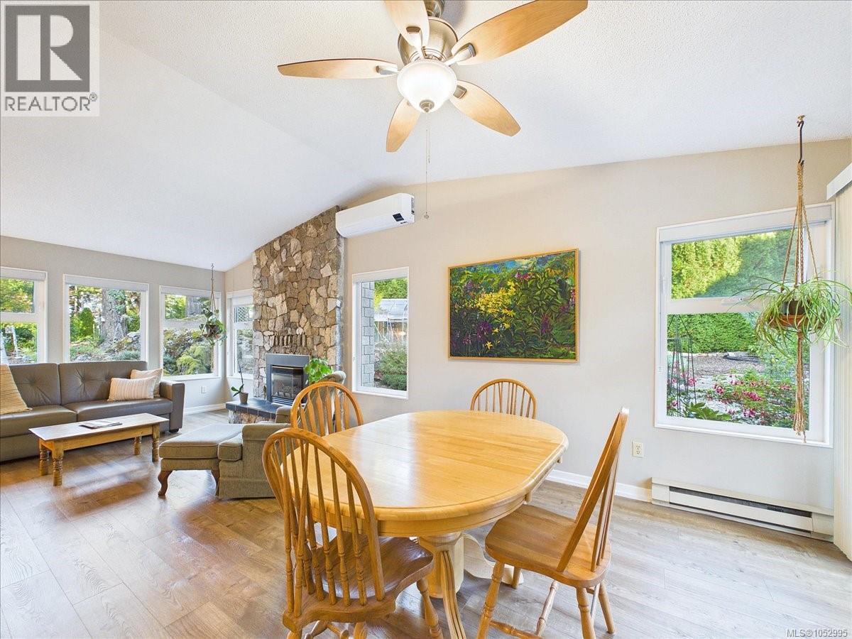  895 Brentwood Heights, Central Saanich