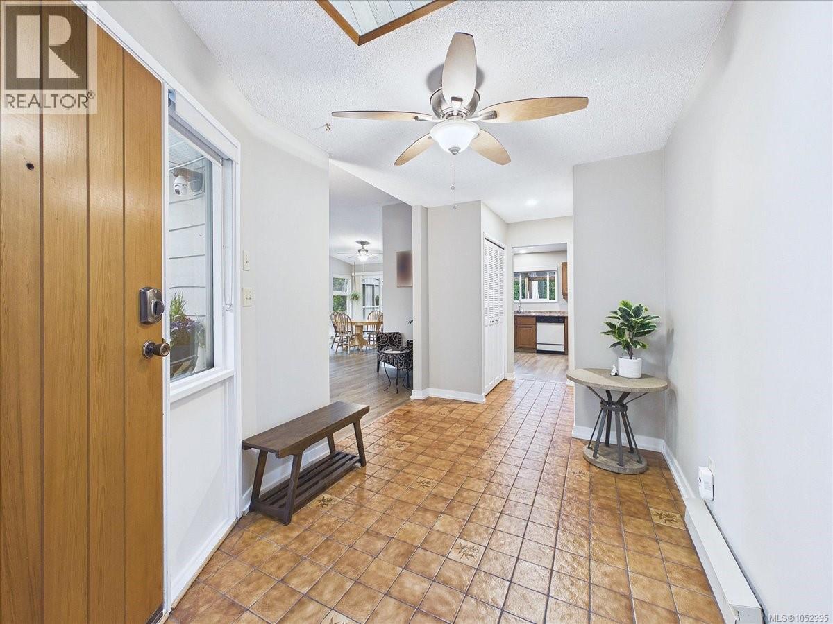  895 Brentwood Heights, Central Saanich