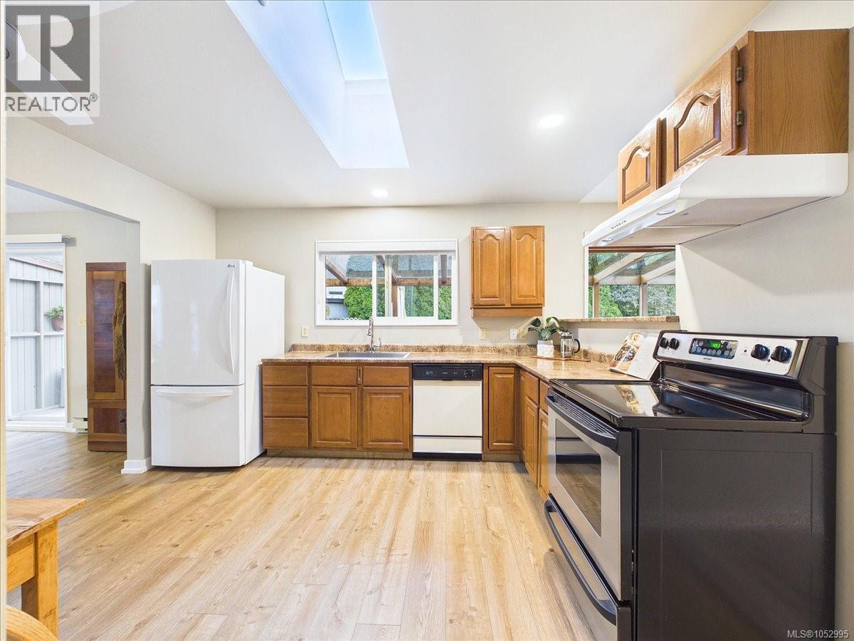  895 Brentwood Heights, Central Saanich