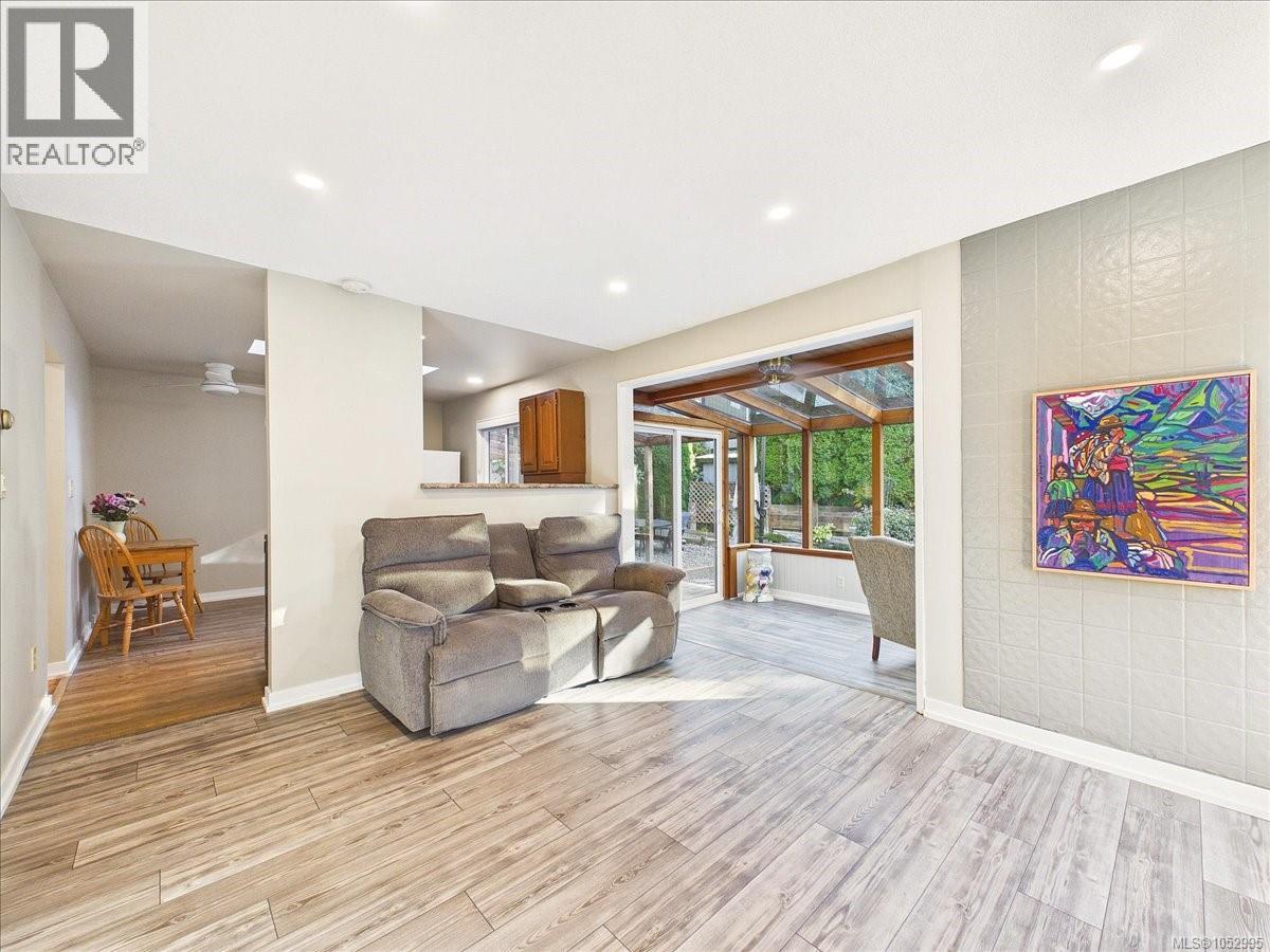  895 Brentwood Heights, Central Saanich