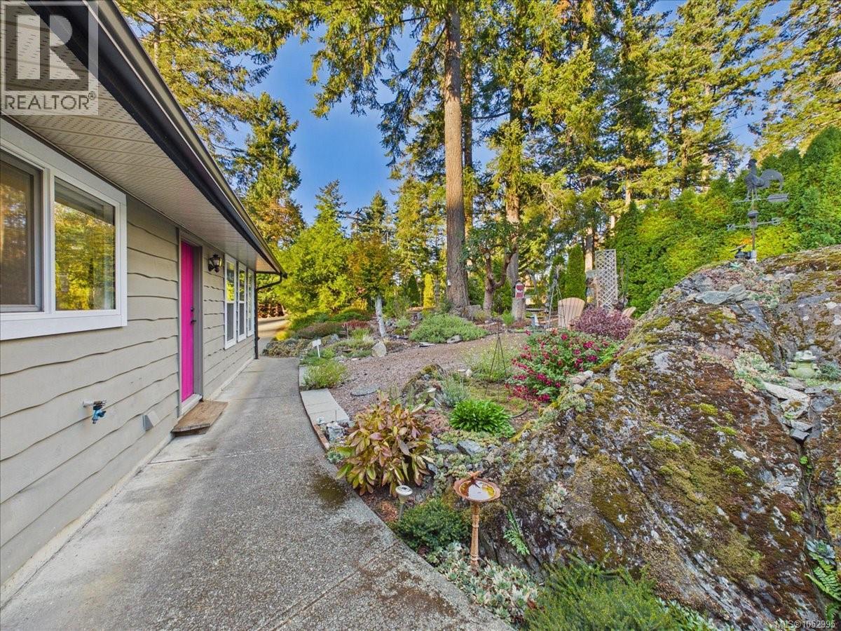  895 Brentwood Heights, Central Saanich