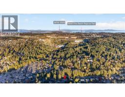 895 Brentwood Hts, Central Saanich, BC V8M1A8 Photo 49