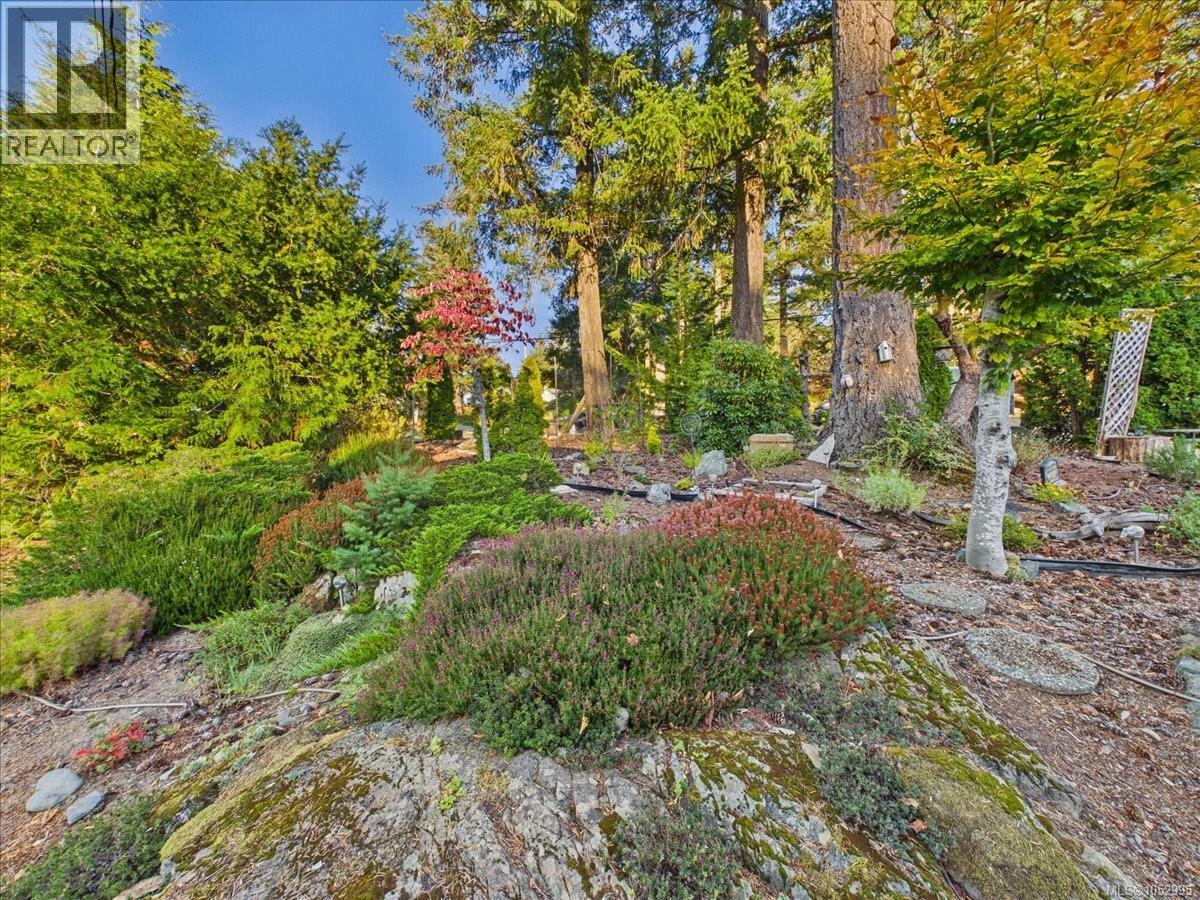  895 Brentwood Heights, Central Saanich