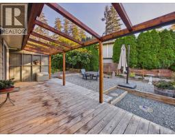895 Brentwood Hts, Central Saanich, BC V8M1A8 Photo 38