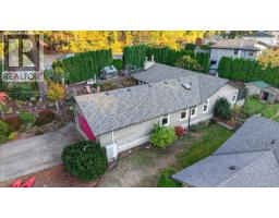 895 Brentwood Hts, Central Saanich, BC V8M1A8 Photo 46