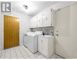 59 Chipstead Road, Toronto, ON M3B3E8 Photo 24