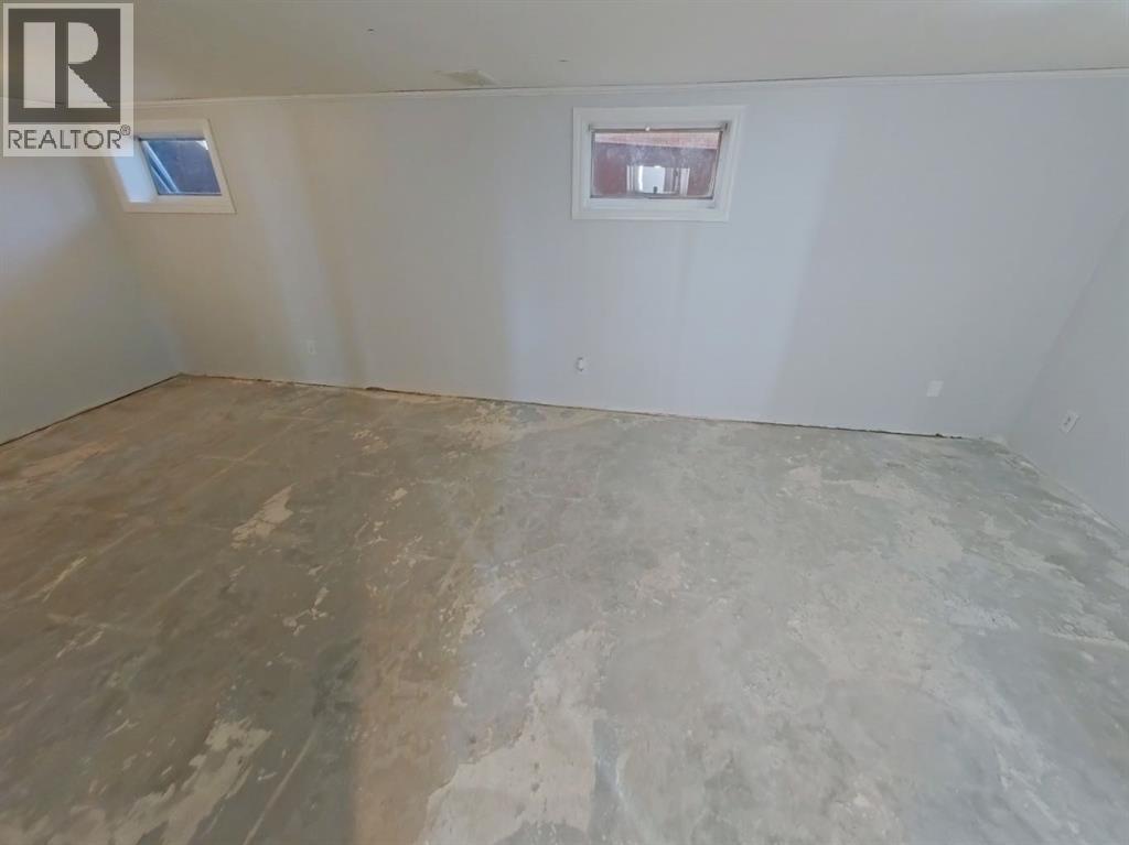 107 7 Avenue N, Vulcan — photo 24