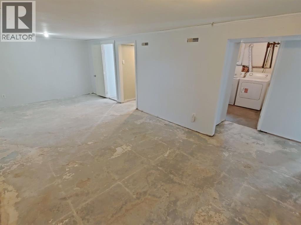 107 7 Avenue N, Vulcan — photo 26