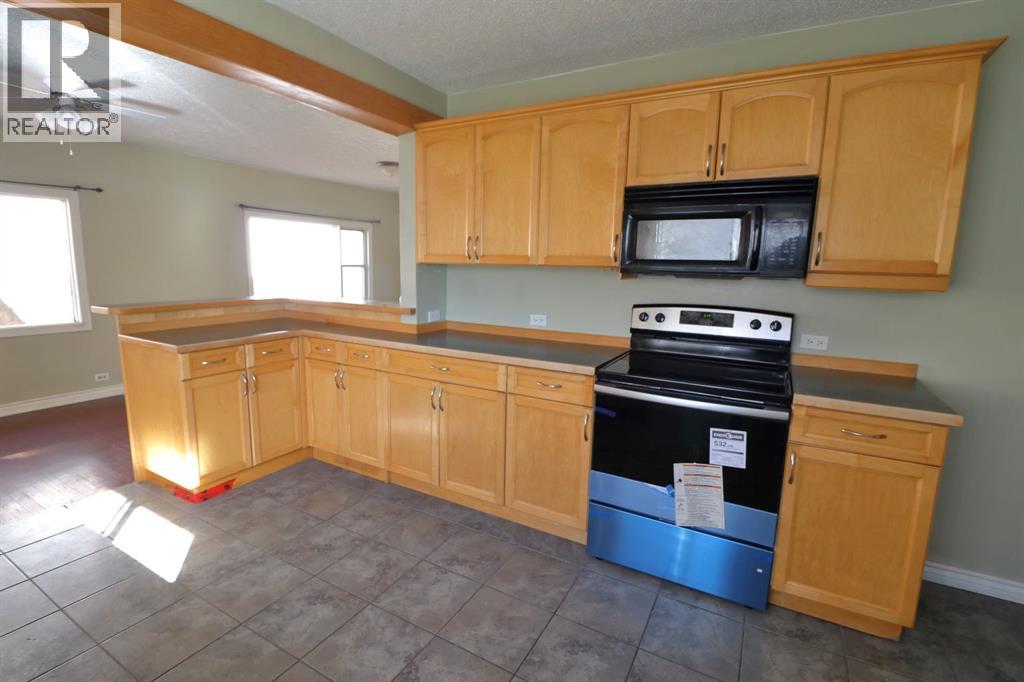 107 7 Avenue N, Vulcan — photo 13
