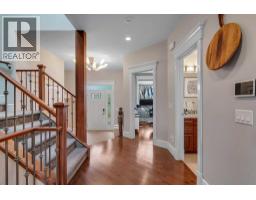 4pc Bathroom - 2532 20 Street Sw, Calgary, AB T2T4Z3 Photo 19