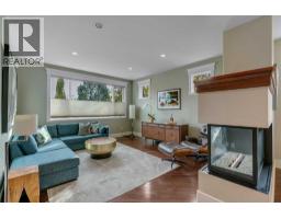4pc Bathroom - 2532 20 Street Sw, Calgary, AB T2T4Z3 Photo 14