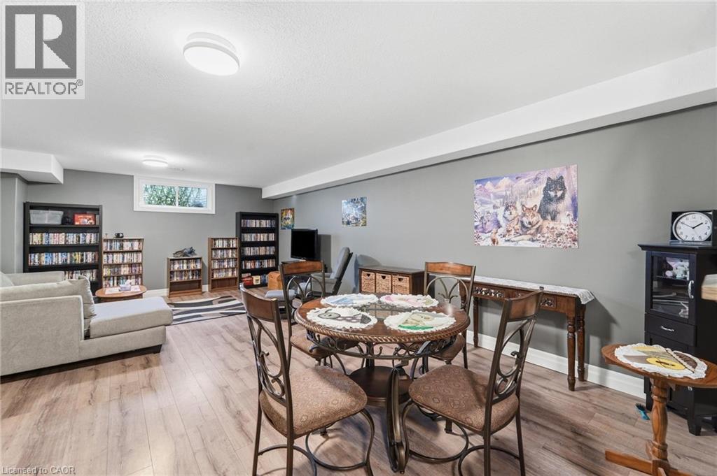 10 NYAH Court - 25