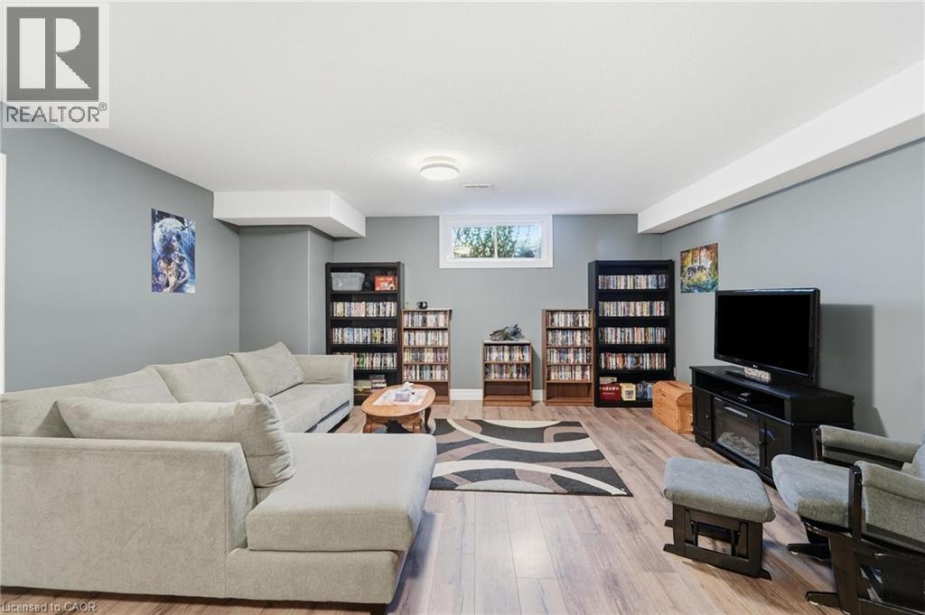 10 NYAH Court - 26