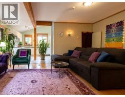 1380 Queen Street, Rossland, BC V0G1Y0 Photo 14