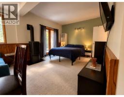 1380 Queen Street, Rossland, BC V0G1Y0 Photo 26