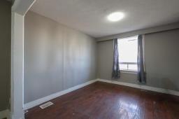 Bedroom - 310 Boyd Avenue, Winnipeg, MB R2W1P2 Photo 6