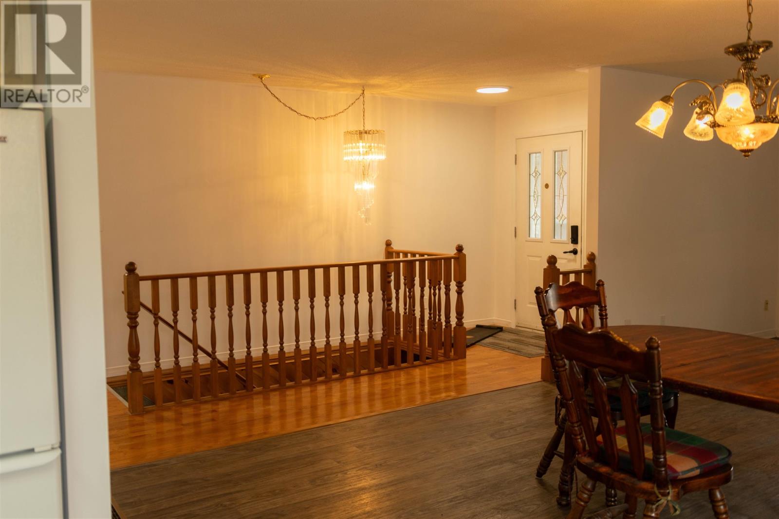27 Village CT photo 4