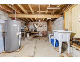 130 Ch. Du Lac-bois-franc, Val Des Monts, QC J8N1C7 Photo 19