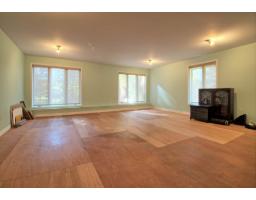 205 Rue Chaudière, Gatineau, QC J9H5E1 Photo 16