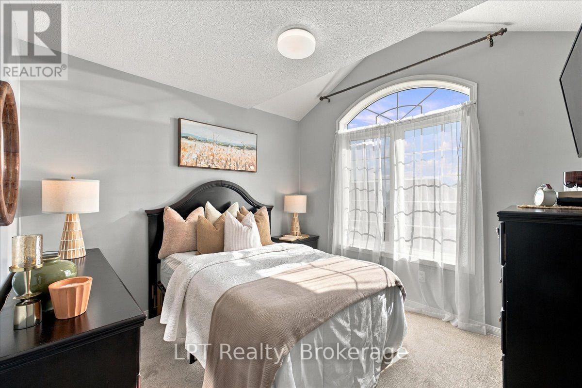 1334 Tall Pine Avenue, Oshawa, ON photo 32
