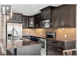 205 - 320 Sugarcreek Trail, London North, ON N6H0G3 Photo 12