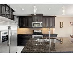 205 - 320 Sugarcreek Trail, London North, ON N6H0G3 Photo 13