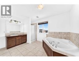 139 Lavender Way, Chestermere, AB T1X0E8 Photo 29