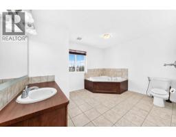 139 Lavender Way, Chestermere, AB T1X0E8 Photo 28