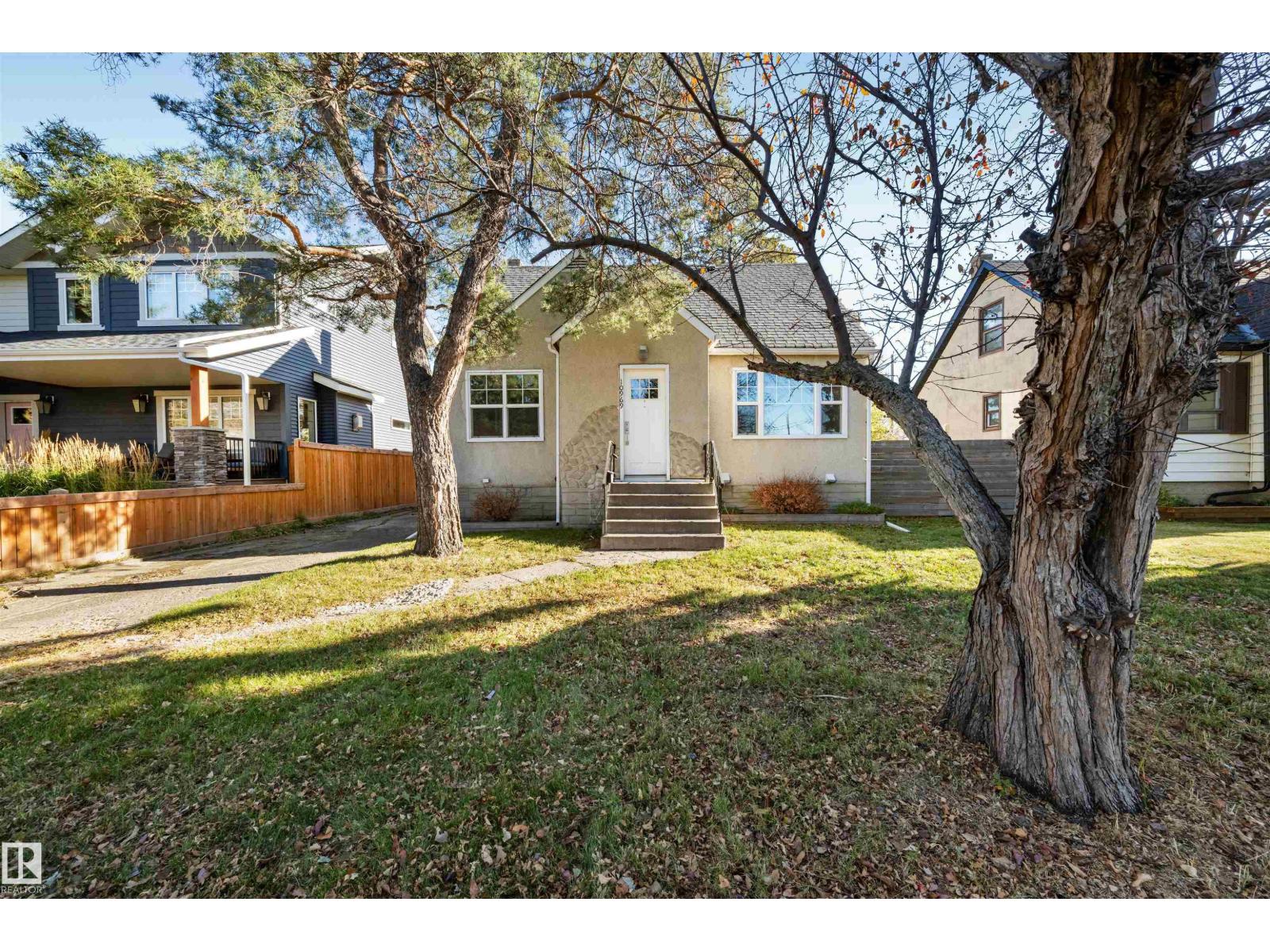 10969 139 ST NW, Edmonton, Alberta, T5M1R3