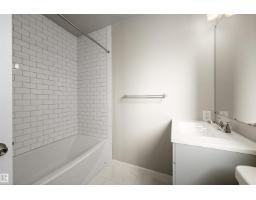 10969 139 St Nw, Edmonton, AB T5M1R3 Photo 14
