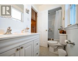 144 Main Street, Springhill, NS B0M1X0 Photo 35