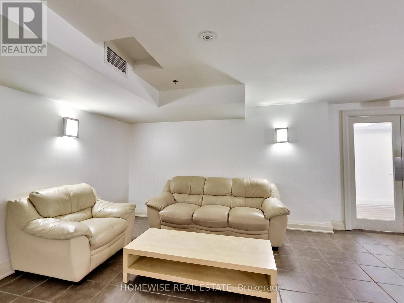 1001- 225 Wellesley Street East, Toronto, ON photo 37