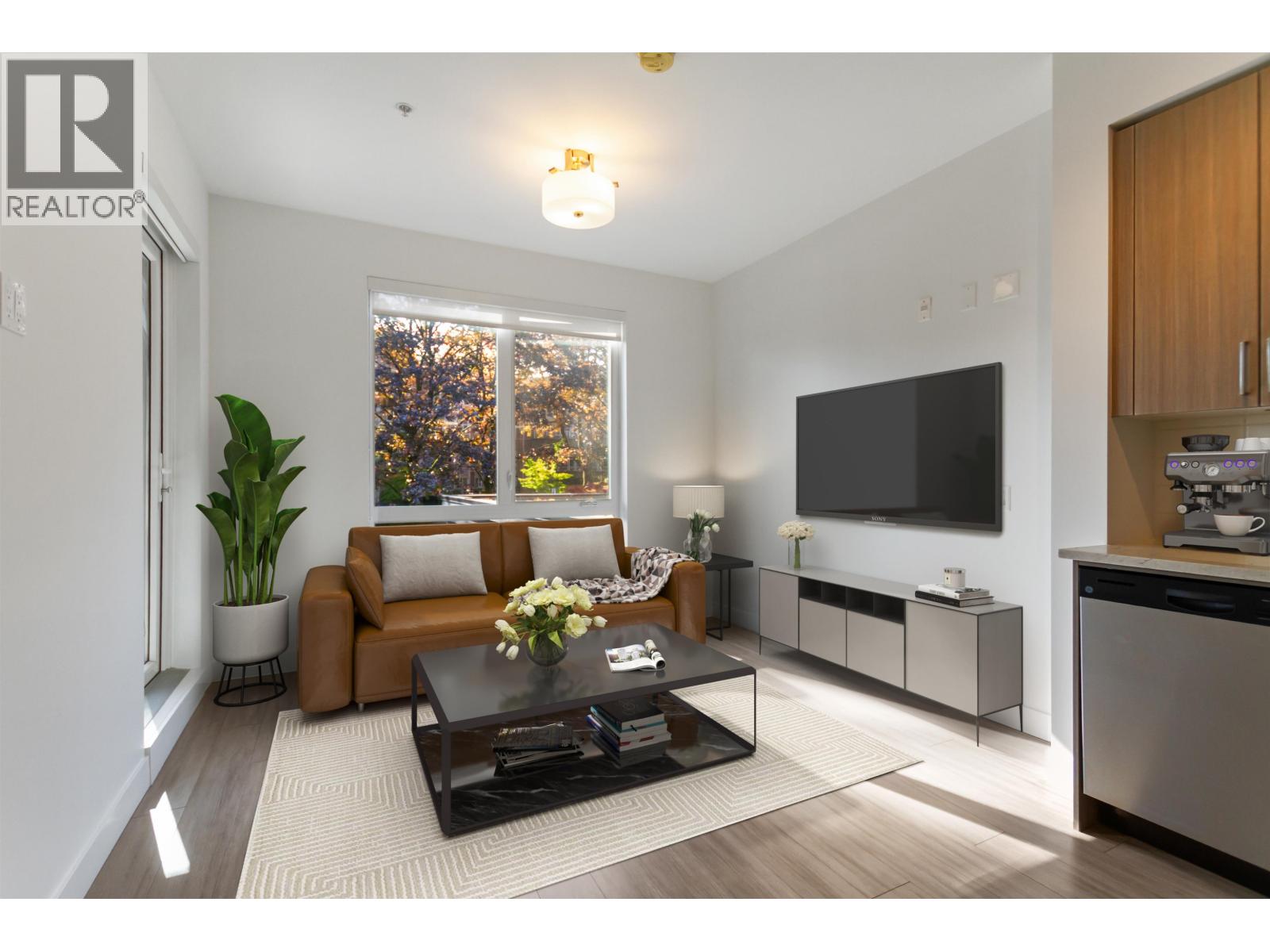 206 3365 E 4TH AVENUE, Vancouver - Image 1