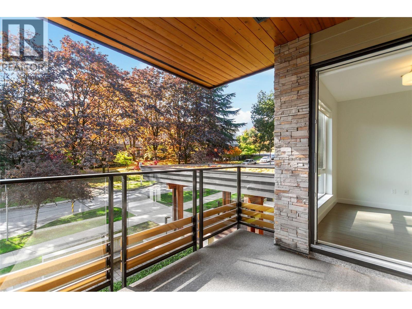 206 3365 E 4TH AVENUE, Vancouver - Image 1