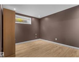 1912 35a Av Nw, Edmonton, AB T6T1Y9 Photo 22