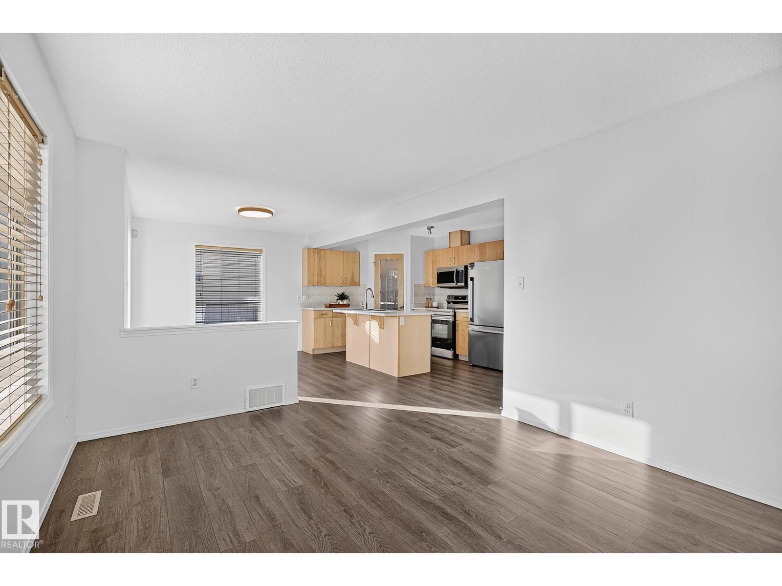 2 HEATHERGLEN DR, Spruce Grove — photo 3